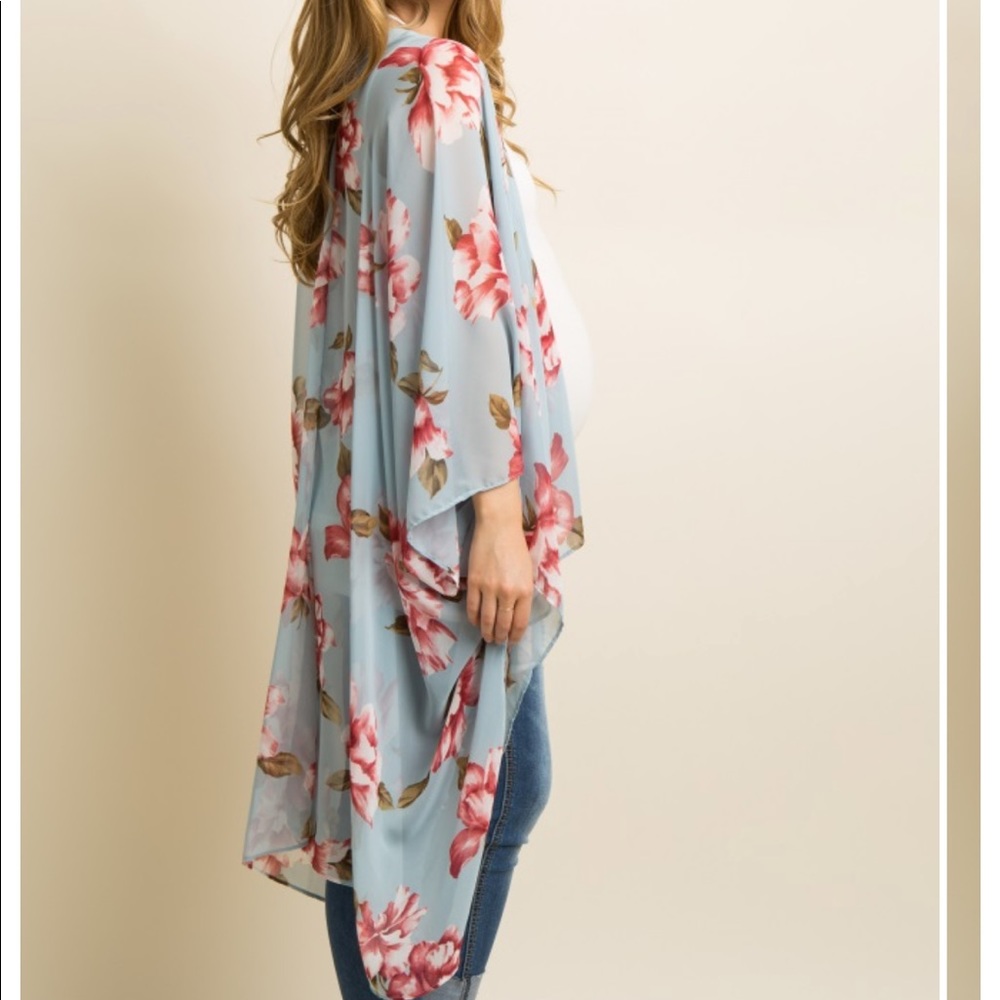 Light blue floral chiffon draped kimono